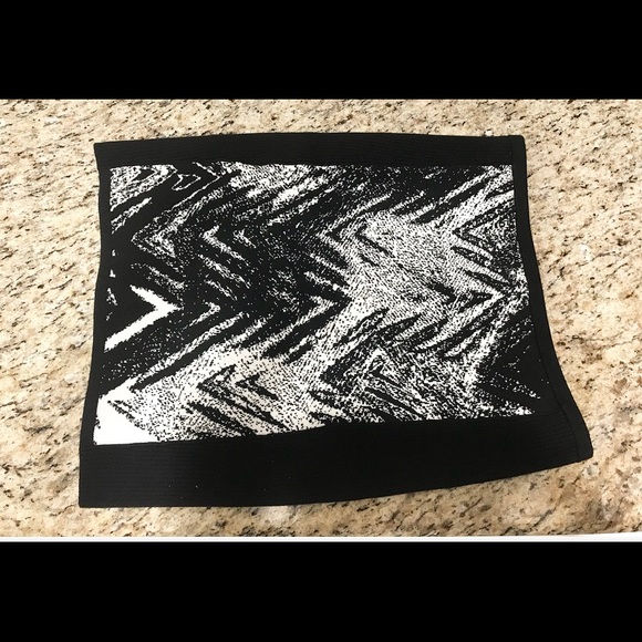 Skirt - Picture 5 of 7